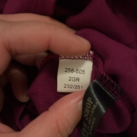 Victoria’s Secret Magenta Low V Neck 3/4 Sleeve 100% Cotton Tee XS - Picture 6 of 8